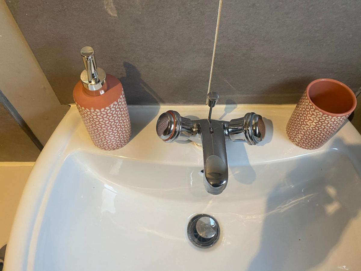 Bambz Apartment 3 Manchester Ngoại thất bức ảnh