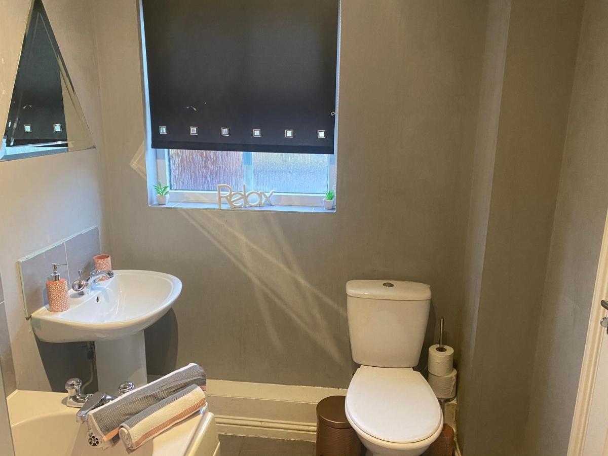 Bambz Apartment 3 Manchester Ngoại thất bức ảnh